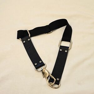 Suzi Roher Canada  belt size medium